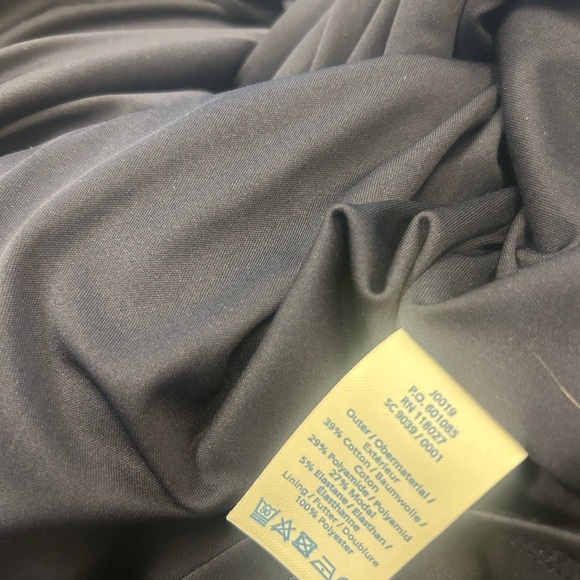 Boden Sz. 10r “Lavina Point” black dress with slight puff sleeves in EXC cond - Picture 13 of 16